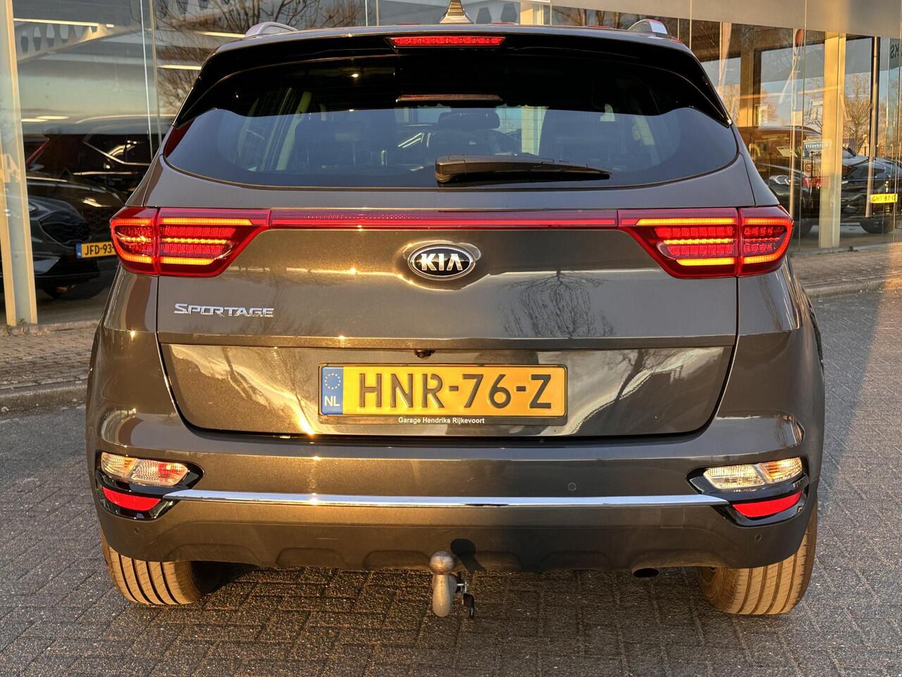 KIA SPORTAGE 1.6 GDI DynamicLine | Leder | Trekhaak | Stoel&Stuurverwarming | JBL-Audio | Climate | Navi |