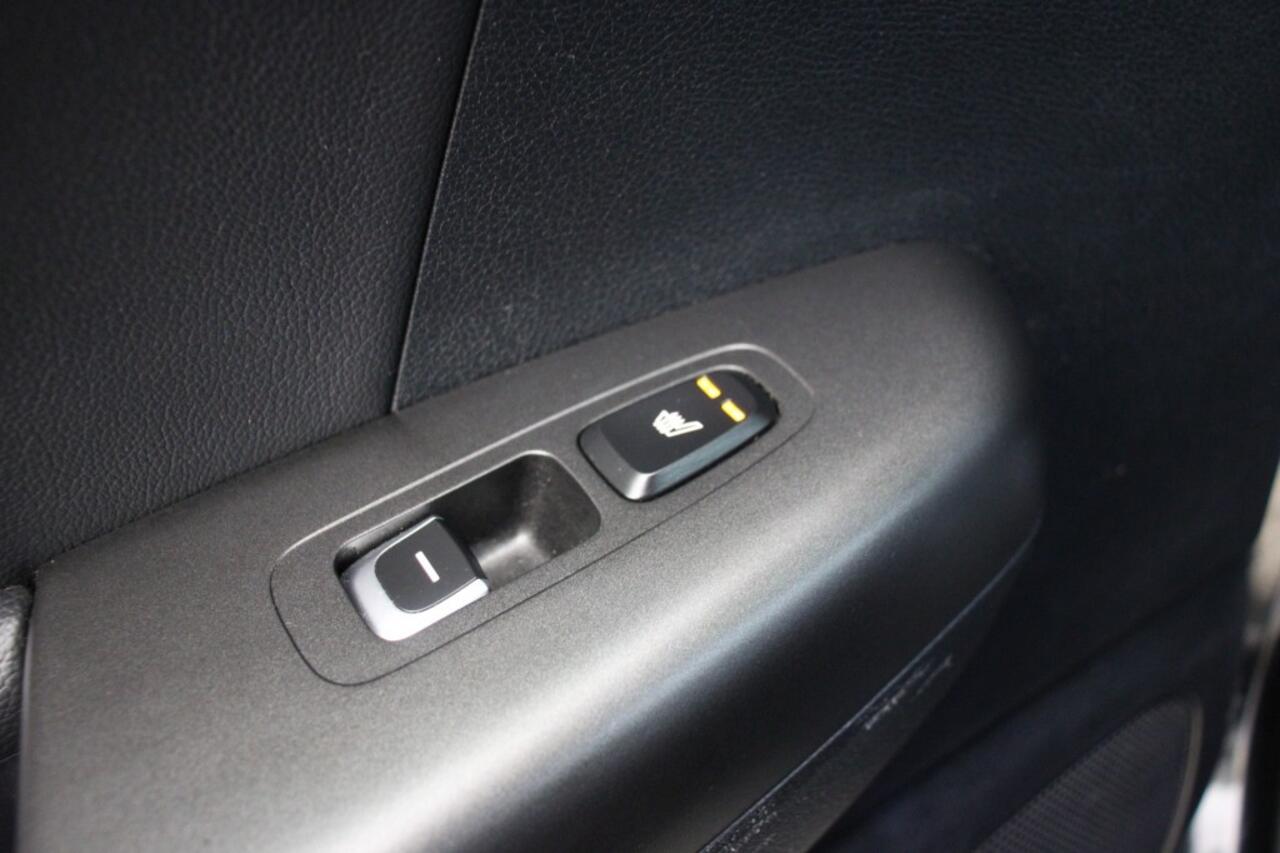 KIA SPORTAGE 1.6 CRDi MHEV DynamicPlusLine Automaat - Carplay, Panorama, Half Leer, Camera, Stoelverw.