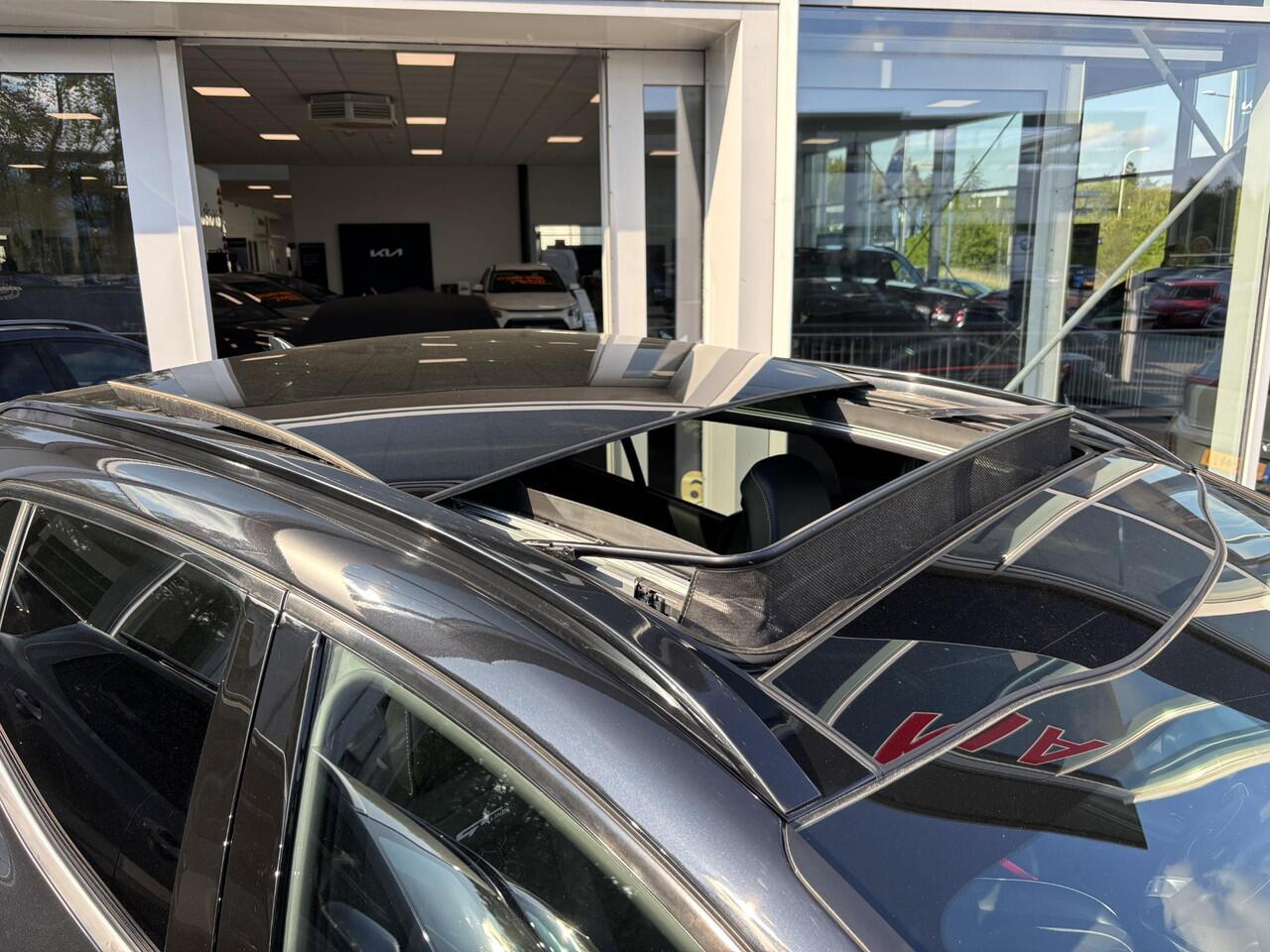 KIA SPORTAGE 1.6 T-GDi Hybrid GT-Line Electr. Schuif-kanteldak | Navigatie | Adaptive Cruise controle | 1.600 kg Trekgewicht | Stuur & Stoelverwarming