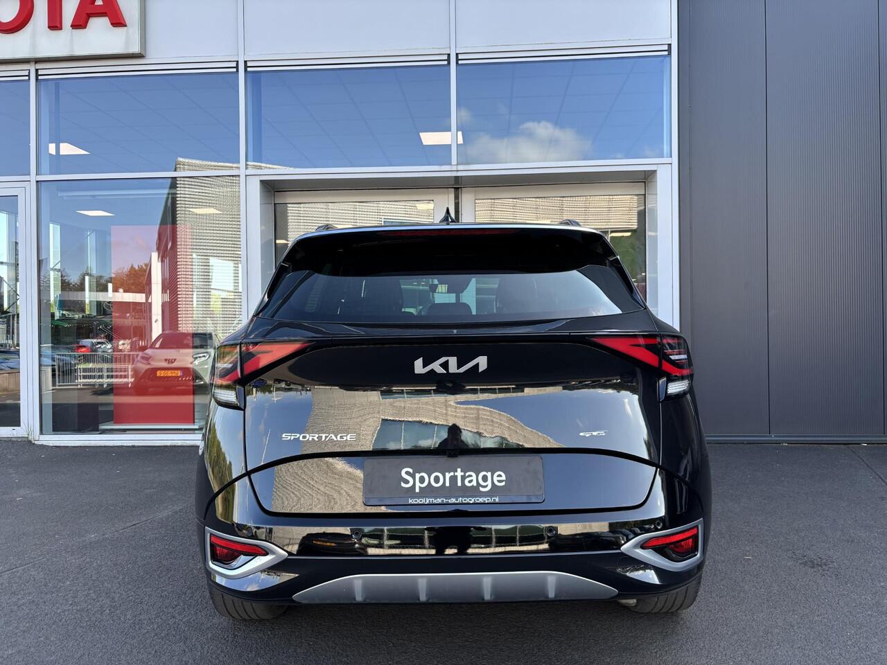 KIA SPORTAGE 1.6 T-GDi Hybrid GT-Line Electr. Schuif-kanteldak | Navigatie | Adaptive Cruise controle | 1.600 kg Trekgewicht | Stuur & Stoelverwarming