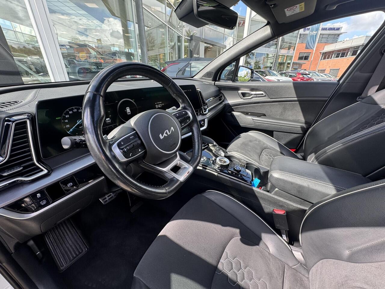 KIA SPORTAGE 1.6 T-GDi Hybrid GT-Line | Panorama dak | Matrix LED Koplampen | Suede/leder sportief interieur | Stoel- & stuurwiel verwarming | Enz...