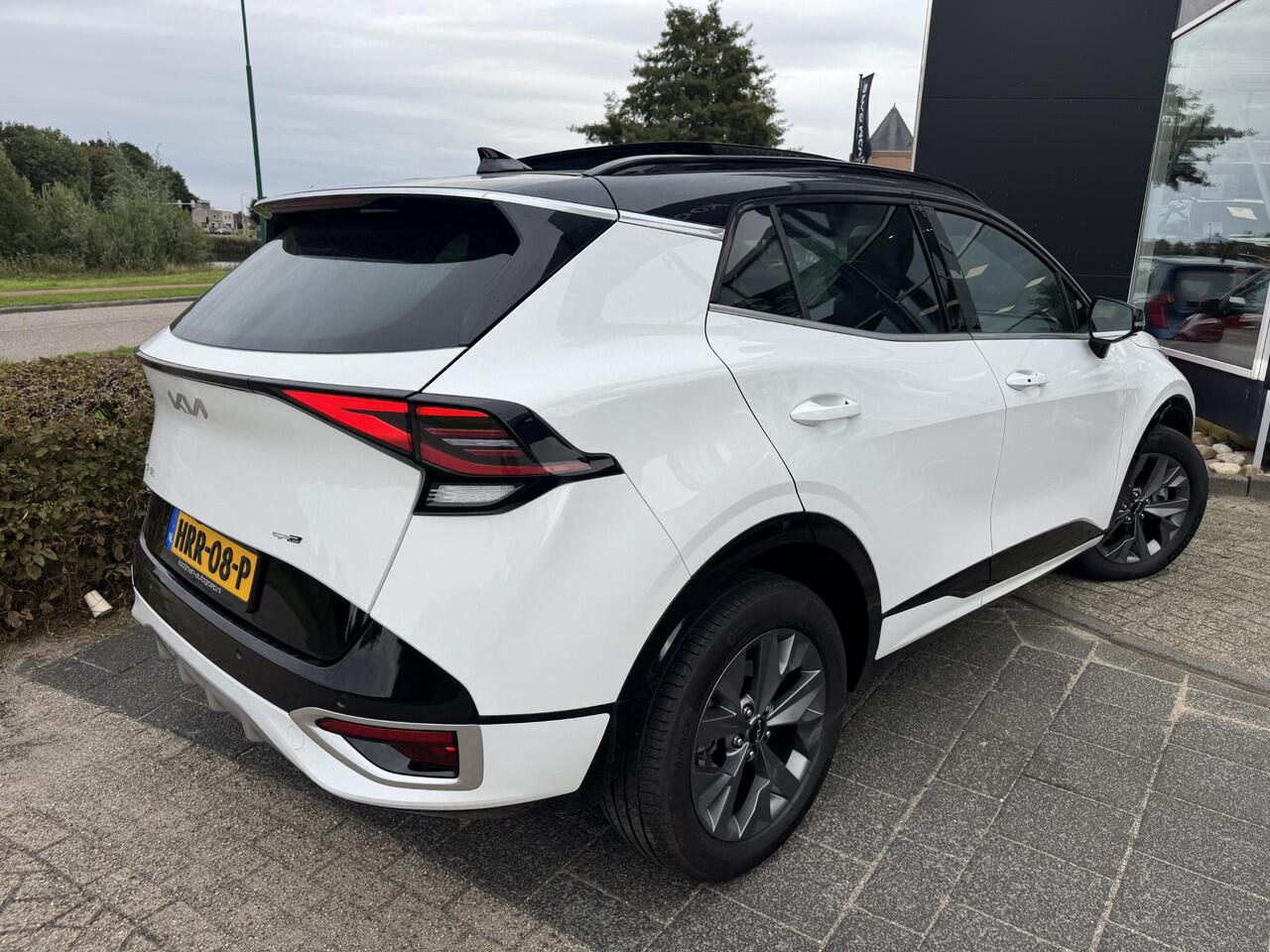 KIA SPORTAGE 1.6 T-GDi Hybrid GT-Line | Panorama dak | Matrix LED Koplampen | Suede/leder sportief interieur | Stoel- & stuurwiel verwarming | Enz...