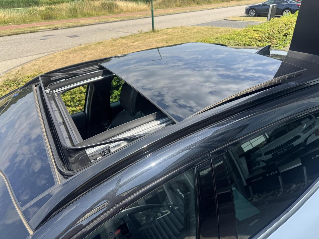 KIA SPORTAGE 1.6 T-GDi Hybrid GT-PlusLine | Panoramadak | Harman Kardon | Dodehoekdetectie | 360 Camera | Keyless | Super Compleet | Enz...