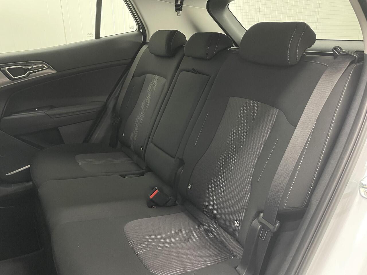 KIA SPORTAGE 1.6 T-GDi MHEV DynamicLine 18 inch velgen, origineel nederlandse auto!