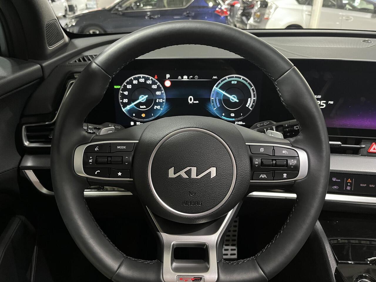 KIA SPORTAGE 1.6 T-GDi Plug-in Hybrid AWD GT-Line Elek. glazen panorama dak | Dodehoek detectie | Keyless | Alcantara bekleding | Schakelen aan stuur | Stoel/Stuurverwarming |