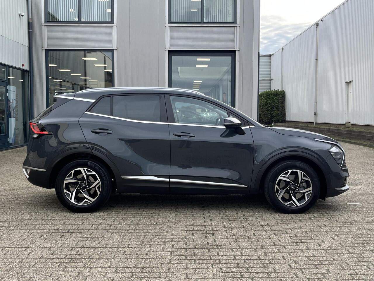 KIA SPORTAGE 1.6 T-GDi MHEV ComfortLine | Apple CarPlay-Android Auto/Clima/Adapt.Cruise/Camera/Trekhaak/Stuur+Stoelverw.