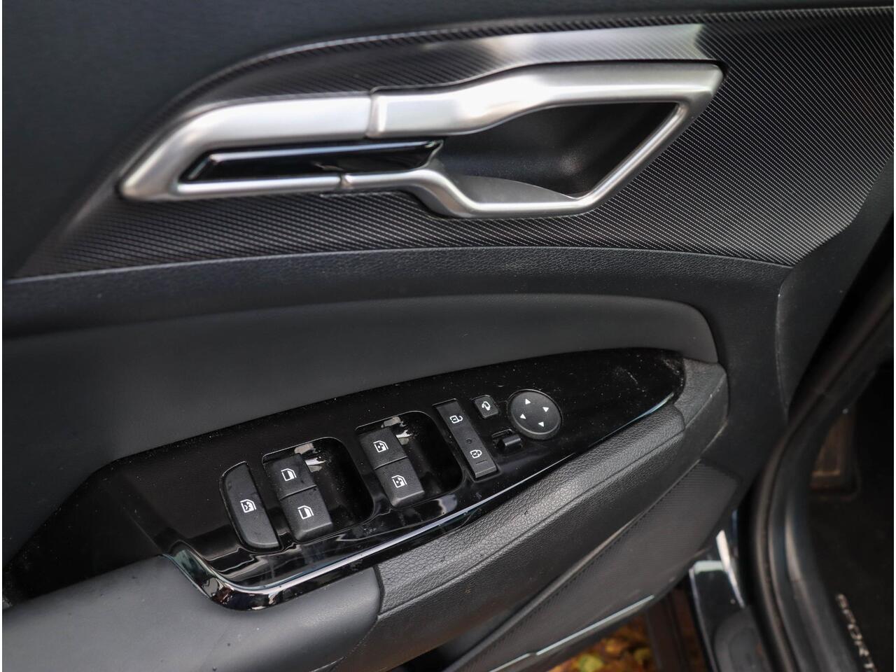 KIA SPORTAGE 1.6 T-GDi Hybrid DynamicPlusLine Panoramadak