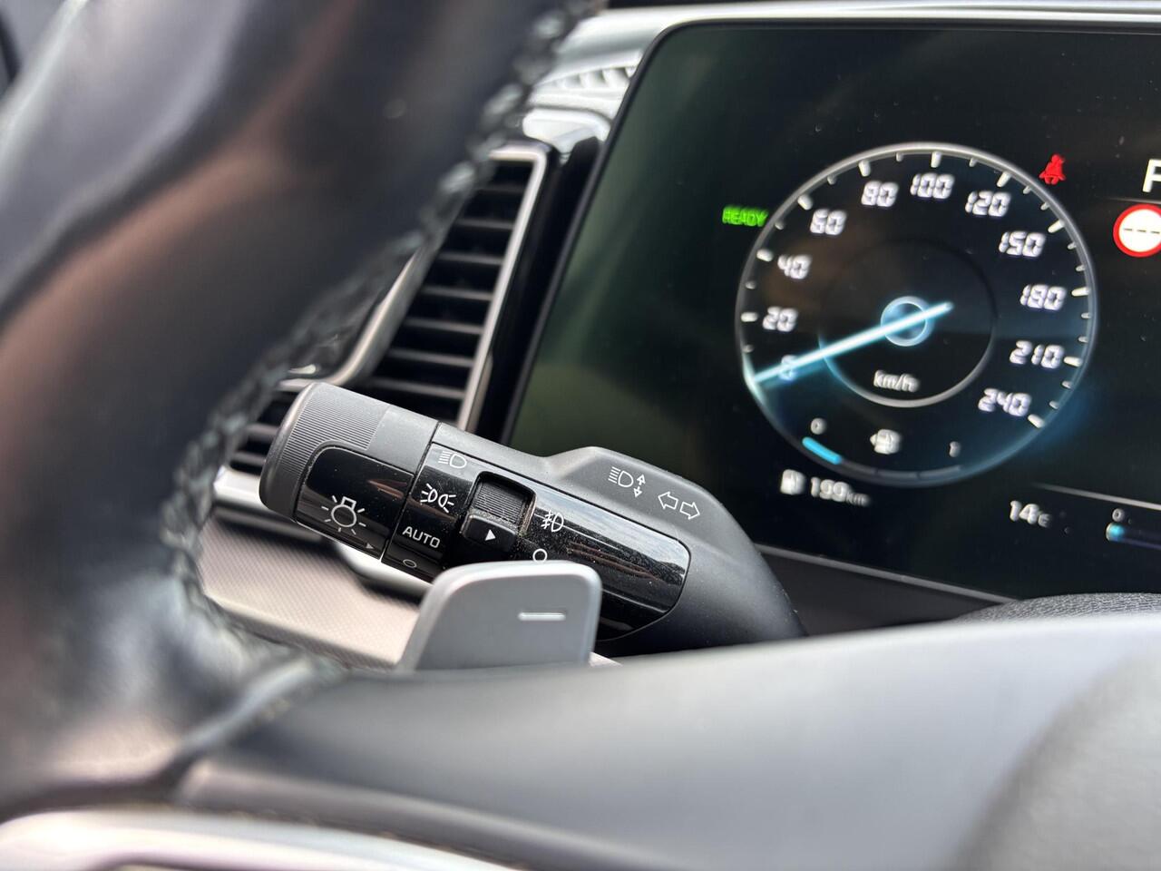 KIA SPORTAGE 1.6 T-GDi Hybrid GT-Line Navigatie | Cruise control Adaptive | Climate contrale | Zwarte hemelbekleding| Achteruitrijcamera | Key Less entry