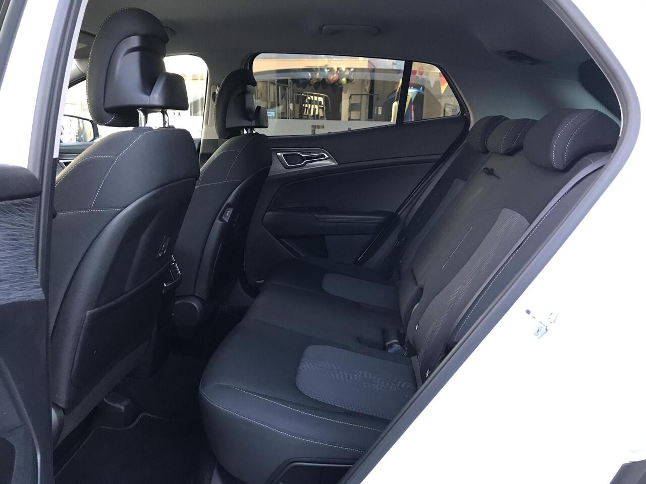 KIA SPORTAGE 1.6 MHEV DynamicLine 7 JAAR GARANTIE