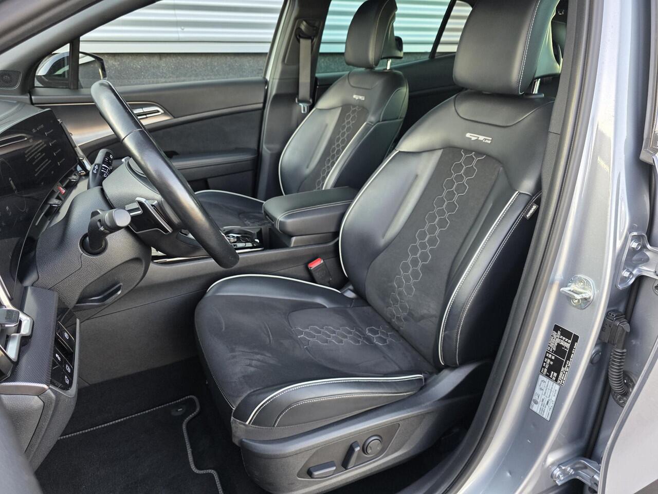 KIA SPORTAGE 1.6 T-GDi Hybrid GT-plusLine edition Schuif/kanteldak, 360" Camera, Stoel- & Stuurwiel verwarmd, Navigatie, Parkeersensoren, Herman/Kardon