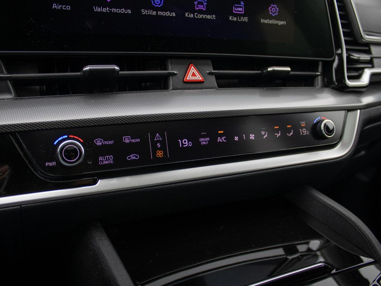 KIA SPORTAGE 1.6 T-GDi Hybrid DynamicPlusLine Nederlandse Dealer onderhouden auto !| Navigatie | Achteruitrijcamera | Stoel en stuurverwarming |