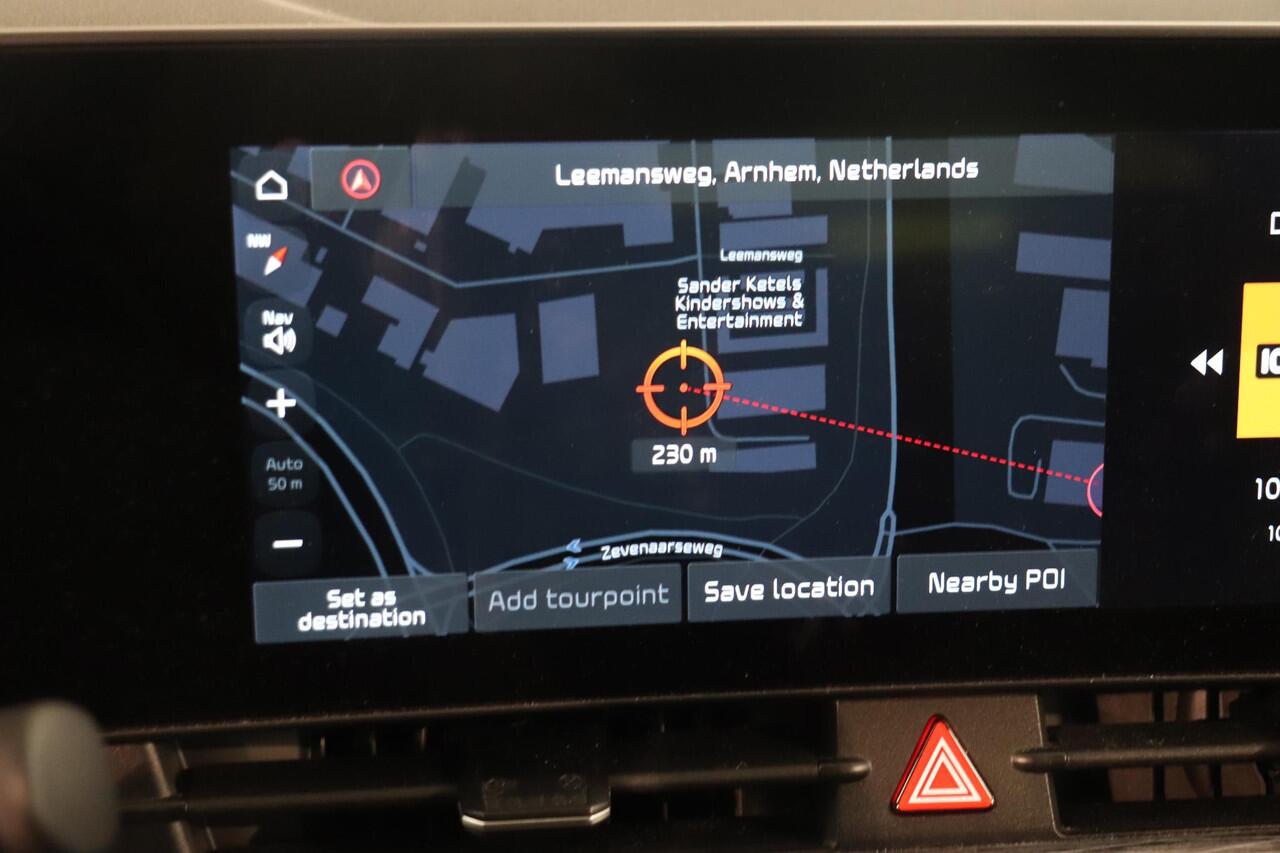 KIA SPORTAGE 1.6 T-GDi MHEV DynamicLine | Camera | Smartphone intergratie | LED verlichting | All season banden | Adaptieve cruise control | Navigatie |