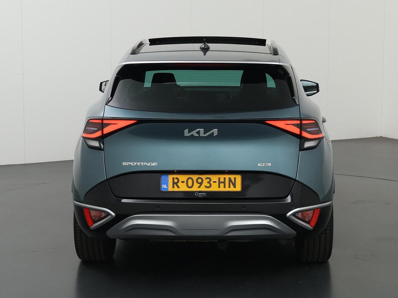 KIA SPORTAGE 1.6 T-GDi Plug-in Hybrid AWD DynamicPlusLine | Trelkhaak | Panoramadak | Stoel/Stuurwielverwarming | Dodehoekdetectie | Elektrisch verstelbare voorstoelen | Keyless Go