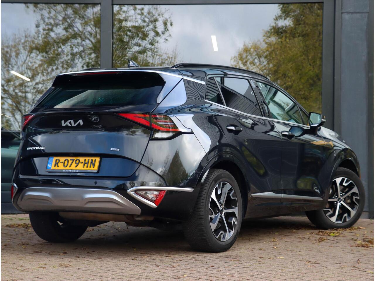 KIA SPORTAGE 1.6 T-GDi Hybrid DynamicPlusLine Panoramadak 1650KG trekken!