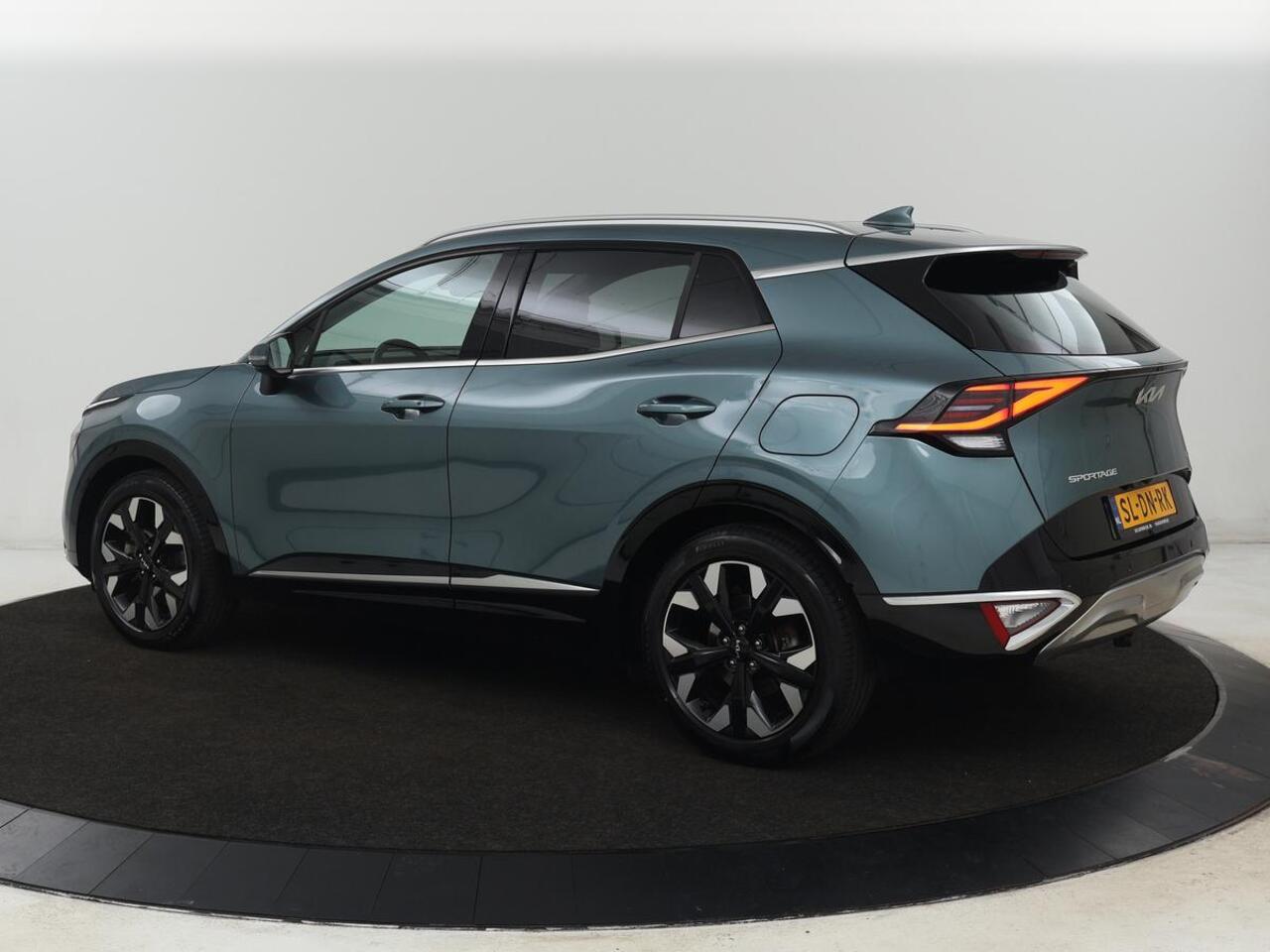 KIA SPORTAGE 1.6 T-GDI Plug-in Hybrid AWD DynamicPlusLine | Stoel & stuurverwarming | Half leder | Camera | Carplay | Adaptive cruise | 19'' | Navigatie | Achterbankverwarming | PHEV