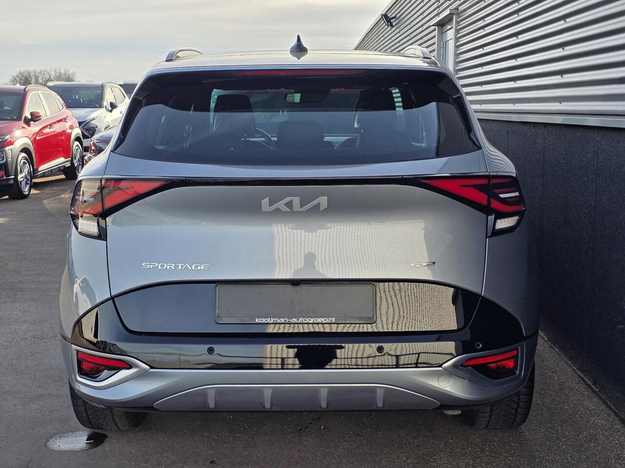 KIA SPORTAGE 1.6 T-GDi Hybrid GT-plusLine edition Schuif/kanteldak, 360" Camera, Stoel- & Stuurwiel verwarmd, Navigatie, Parkeersensoren, Herman/Kardon