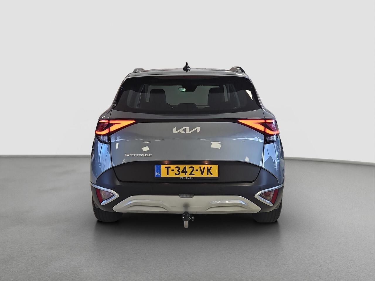 KIA SPORTAGE 1.6 T-GDi MHEV | Camera | Apple CarPlay/Android Auto | Stuur-/Stoelverwarming | 17" Velgen | Clima | PDC | Cruise | LED |