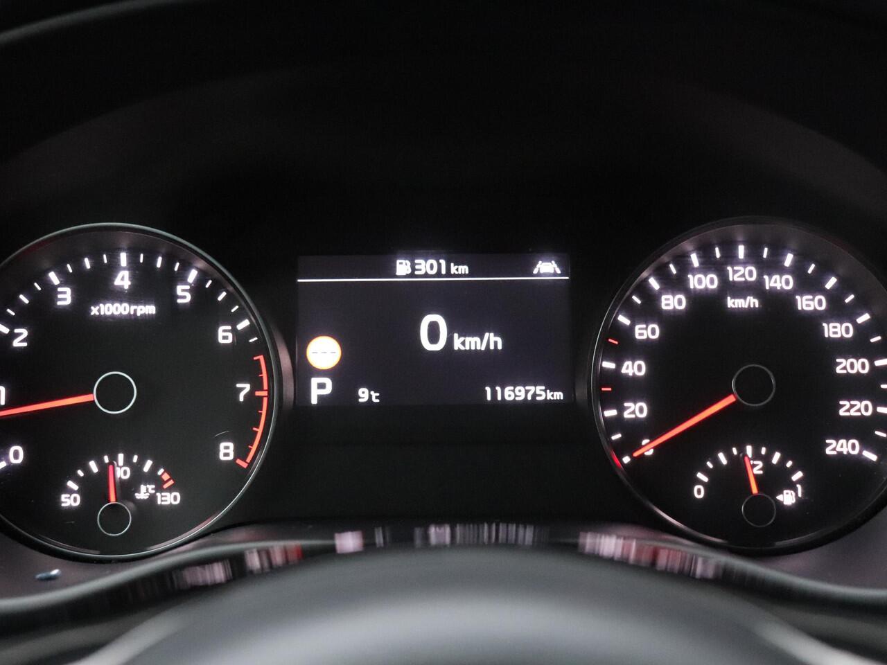 KIA SPORTAGE 1.6 T-GDI Black Edition | LEDER | NAVI | TREKHAAK | STOELVERW | APLE CARPLAY | KEYLESS