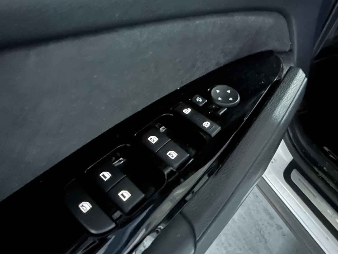 KIA SPORTAGE 1.6 T-GDi Plug-in Hybrid AWD GT-PlusLine