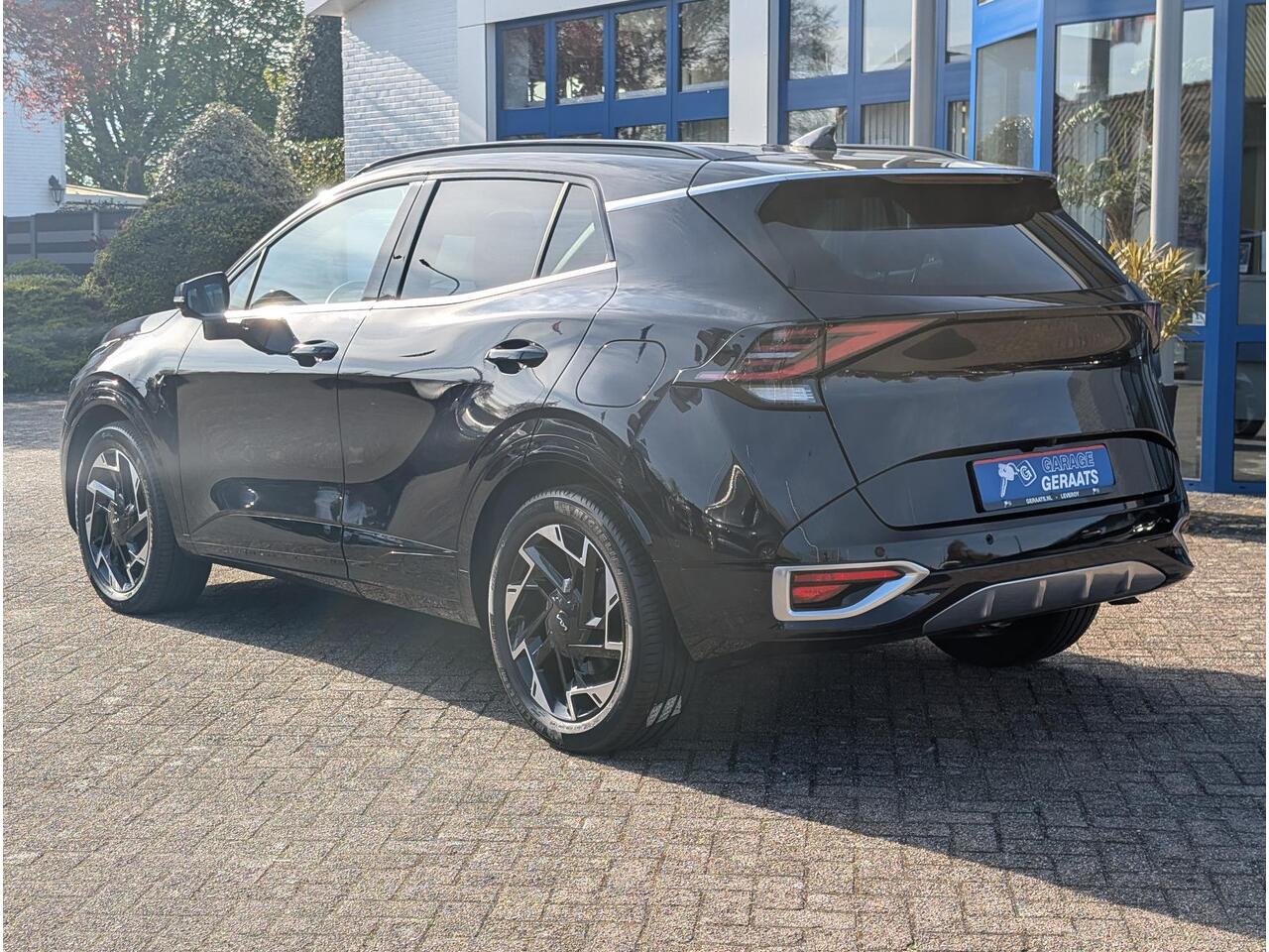 KIA SPORTAGE 1.6 T-GDi Plug-in Hybrid AWD GT-PlusLine | 10 jaar garantie, Dealer onderhouden, 1e eigenaar, Elektr. stoel met geheugen, Dodehoekdetectie, Elektr achterklep, Leder, 1350 trekgewicht!