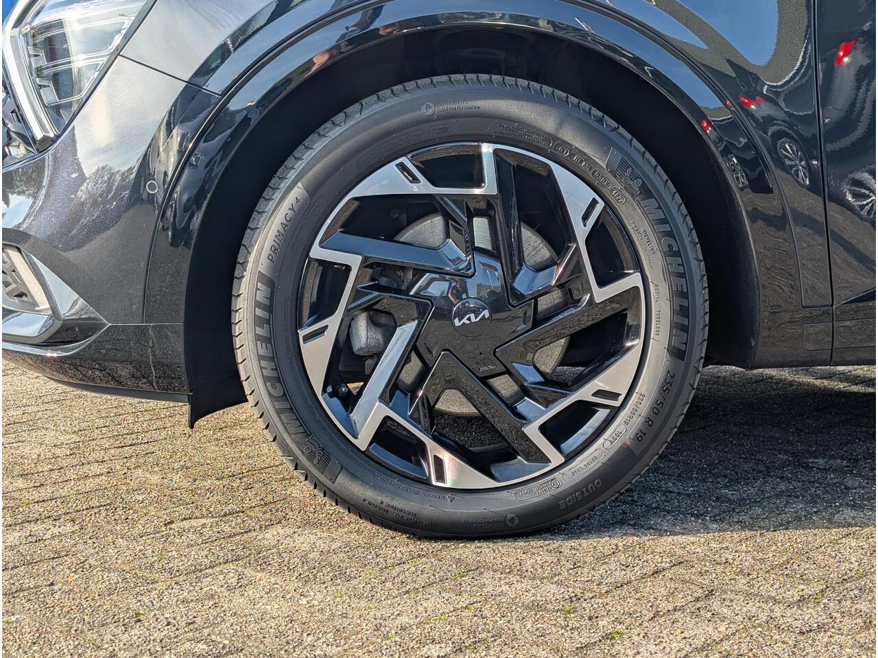 KIA SPORTAGE 1.6 T-GDi Plug-in Hybrid AWD GT-PlusLine | 10 jaar garantie, Dealer onderhouden, 1e eigenaar, Elektr. stoel met geheugen, Dodehoekdetectie, Elektr achterklep, Leder, 1350 trekgewicht!