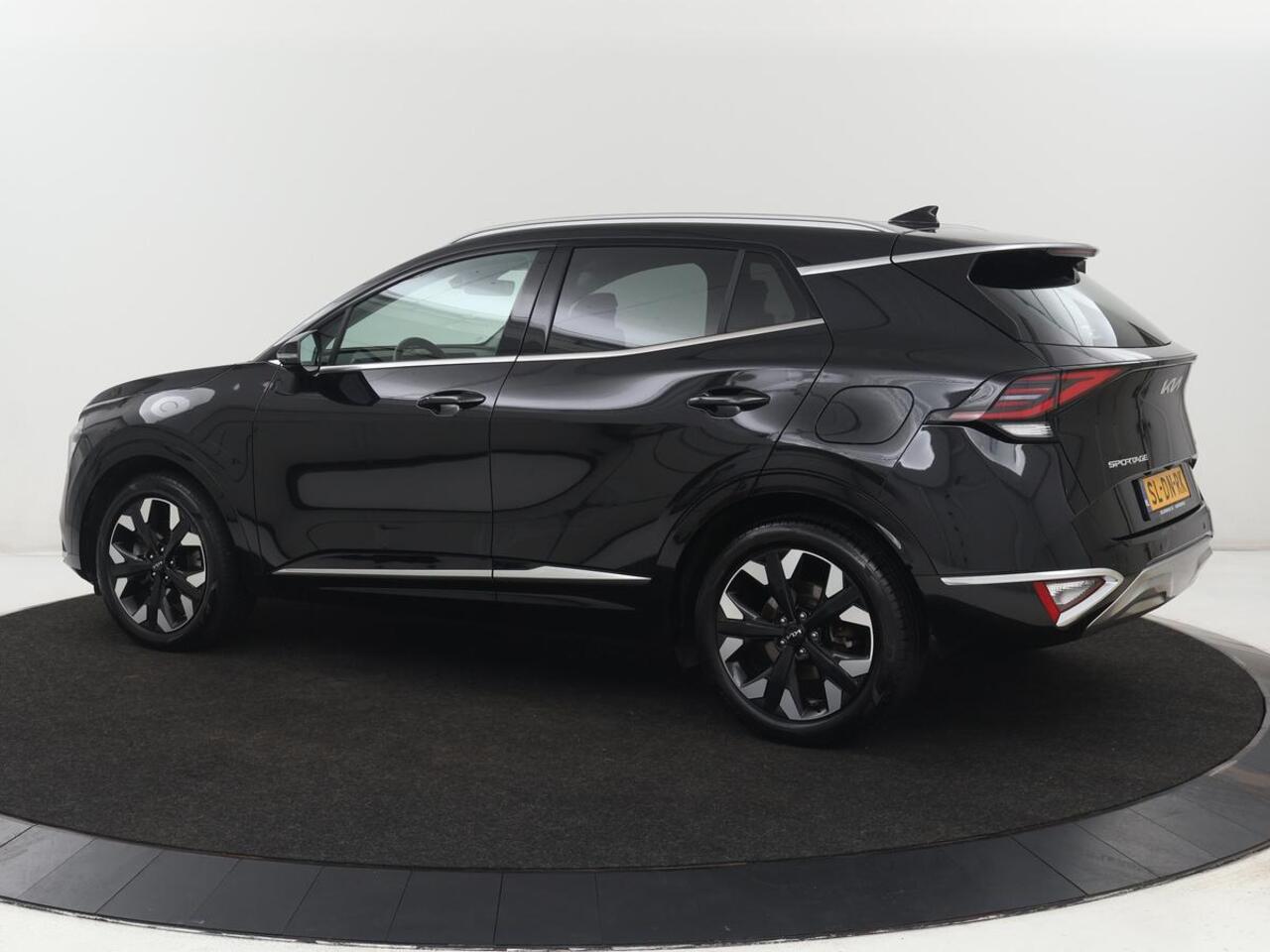 KIA SPORTAGE 1.6 T-GDi Plug-in Hybrid AWD DynamicPlusLine | Stoelverwarming | Adaptive cruise | Matrix LED | 19'' | Camera | Half leder | Carplay | Keyless | Stuurverwarming | Navigatie | PHEV