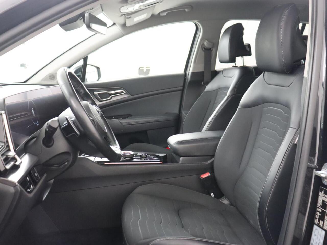 KIA SPORTAGE 1.6 T-GDi Plug-in Hybrid AWD DynamicPlusLine | Stoelverwarming | Adaptive cruise | Matrix LED | 19'' | Camera | Half leder | Carplay | Keyless | Stuurverwarming | Navigatie | PHEV