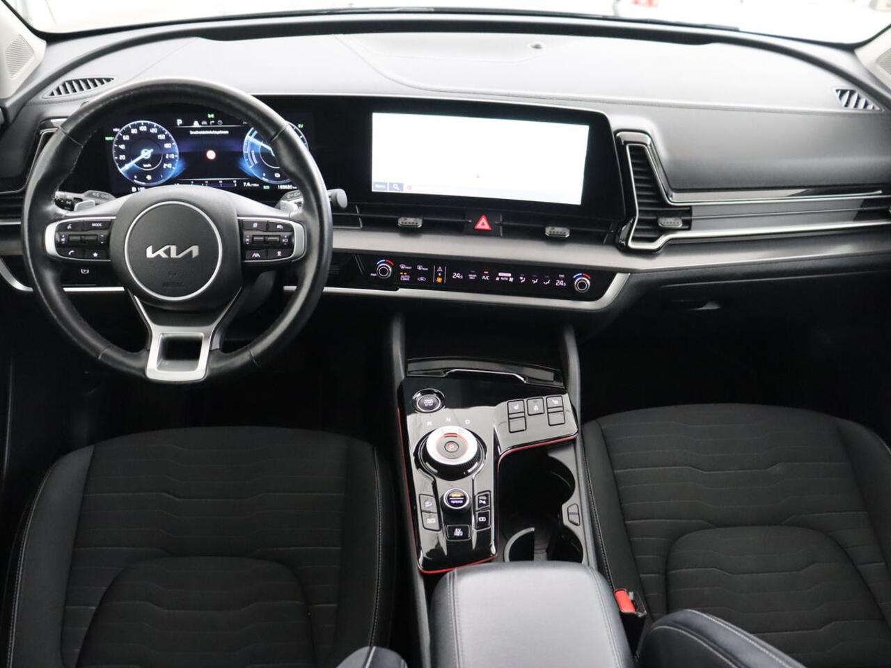 KIA SPORTAGE 1.6 T-GDi Plug-in Hybrid AWD DynamicPlusLine | Stoelverwarming | Adaptive cruise | Matrix LED | 19'' | Camera | Half leder | Carplay | Keyless | Stuurverwarming | Navigatie | PHEV