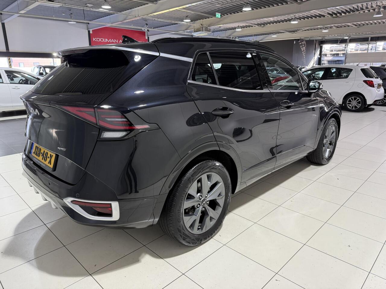 KIA SPORTAGE 1.6 T-GDi Hybrid GT-Line Schuif kantel dak, Apple Carplay/Android Auto, Navigatie, Camera.