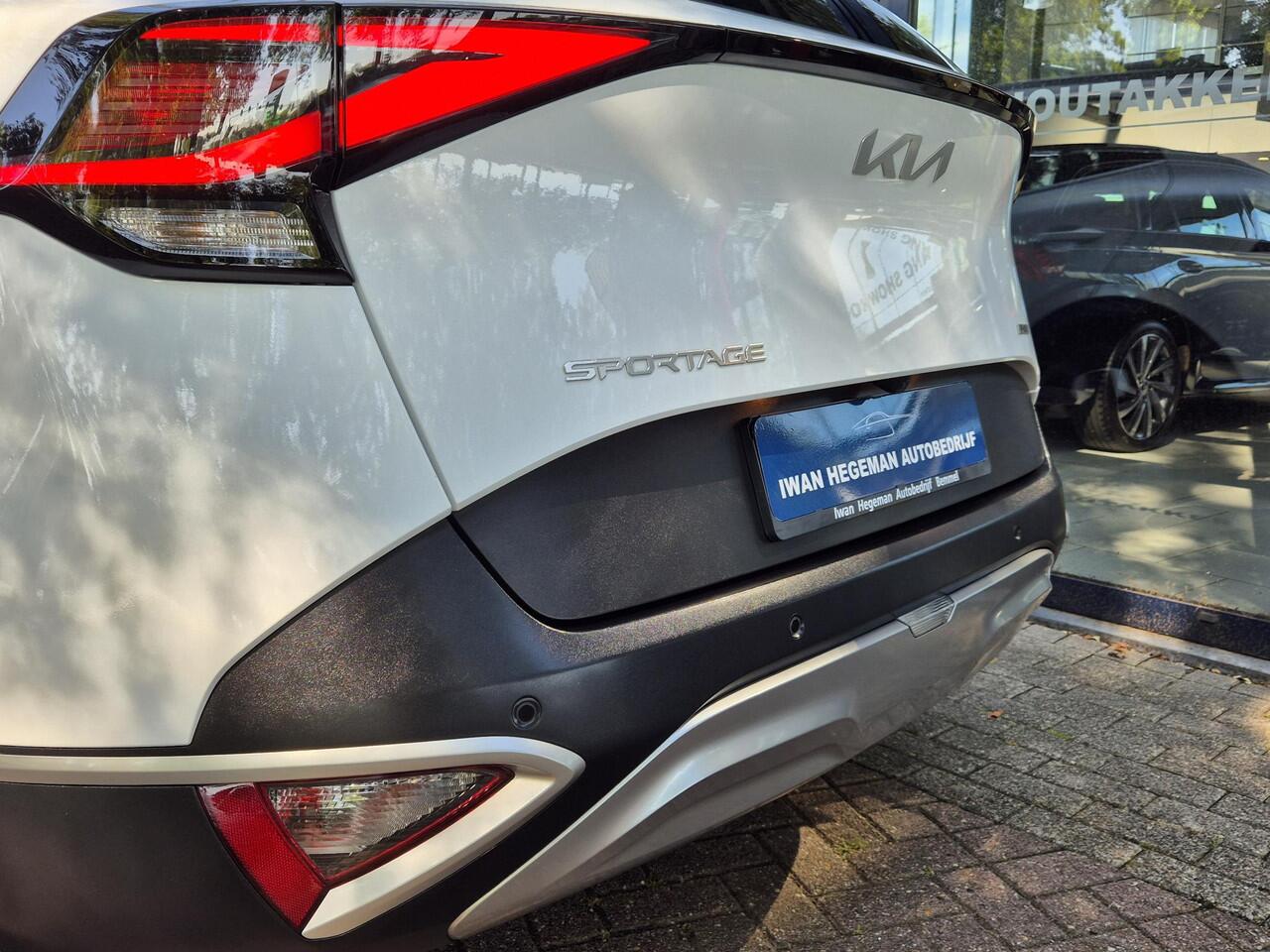 KIA SPORTAGE 1.6 T-GDi Plug-in Hybrid AWD | PDC + Camera | ECC | LM velgen | Navigatie