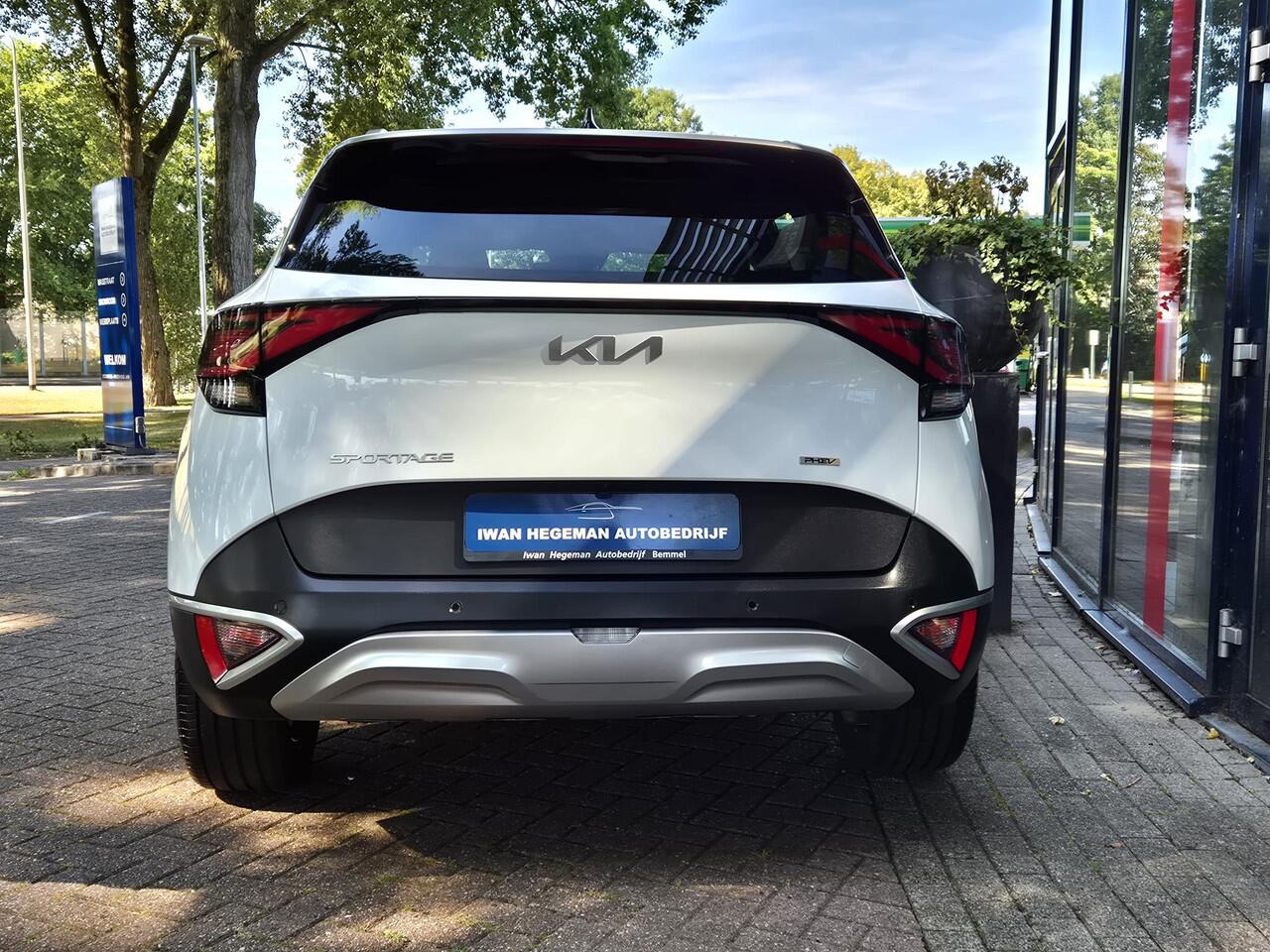 KIA SPORTAGE 1.6 T-GDi Plug-in Hybrid AWD | PDC + Camera | ECC | LM velgen | Navigatie
