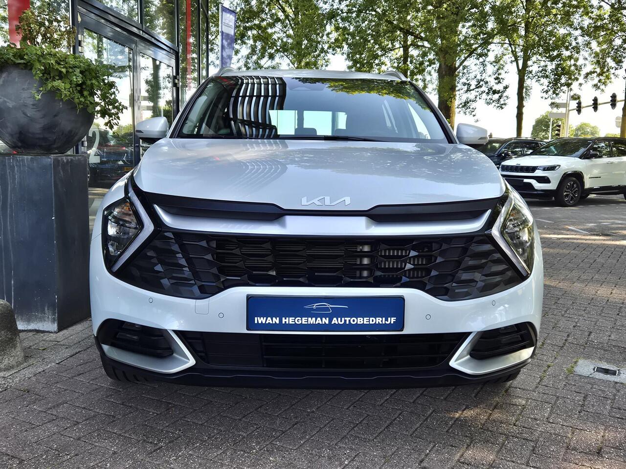 KIA SPORTAGE 1.6 T-GDi Plug-in Hybrid AWD | PDC + Camera | ECC | LM velgen | Navigatie