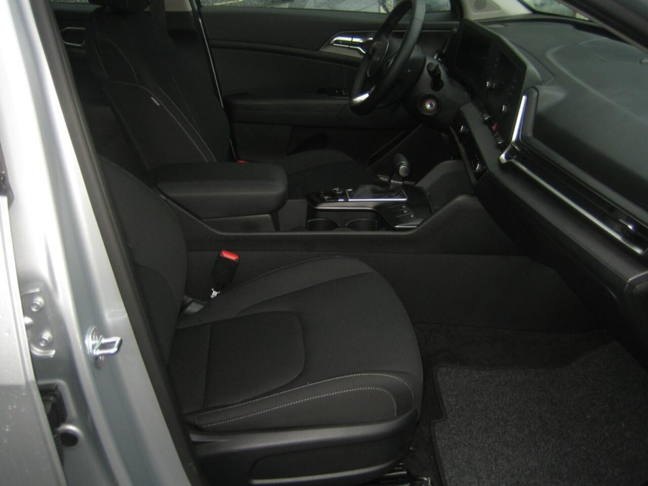 KIA SPORTAGE 1.6 T-GDI MHEV Dynamic Line