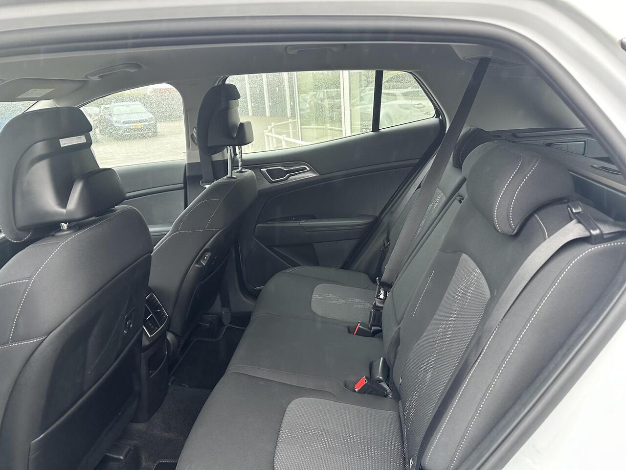 KIA SPORTAGE 1.6 T-GDi MHEV DynamicLine Trekhaak, slechts 24839 KM, 1650 kg trekgewicht ideale caravantrekker!