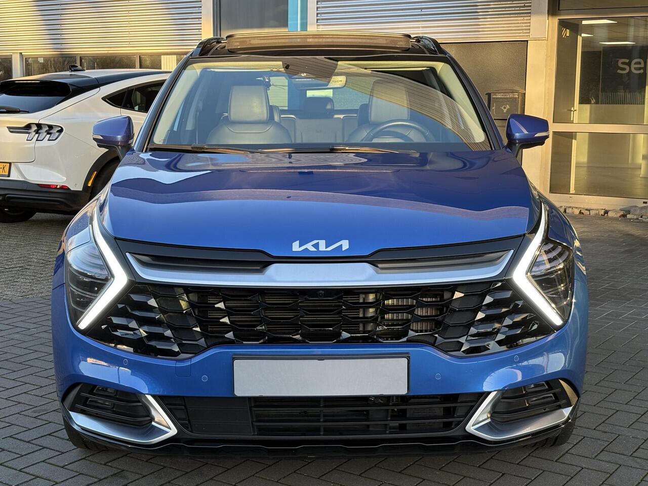 KIA SPORTAGE 1.6 T-GDi Hybrid DynamicPlusLine | Panoramadak | Stoelverwarming | Navigatiesysteem | Adaptive cruise control