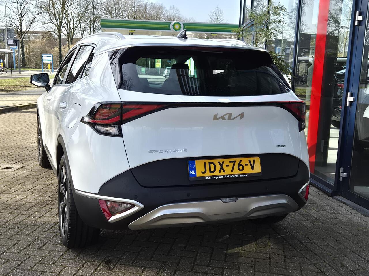 KIA SPORTAGE 1.6 T-GDi Plug-in Hybrid AWD | PDC + Camera | ECC | LM velgen | Navigatie
