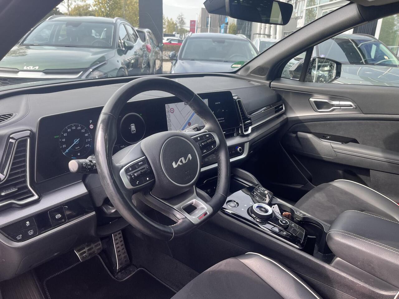 KIA SPORTAGE 1.6 T-GDi Hybrid GT-Line Schuifdak|Lmv|Stoelverwarming|Nieuw geleverd!! Dealer onderhouden!!