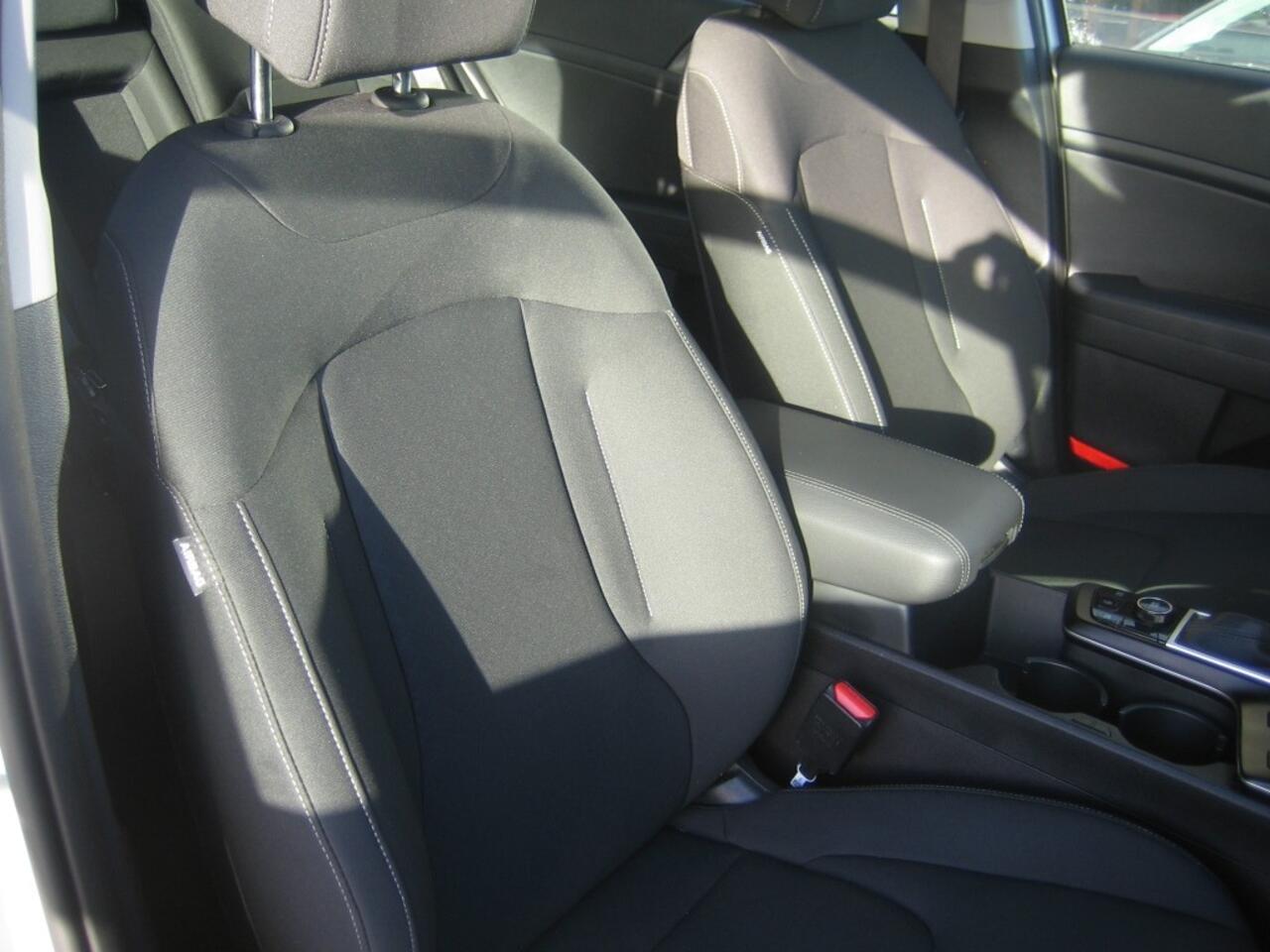 KIA SPORTAGE 1.6 T-GDI MHEV Dynamic Line