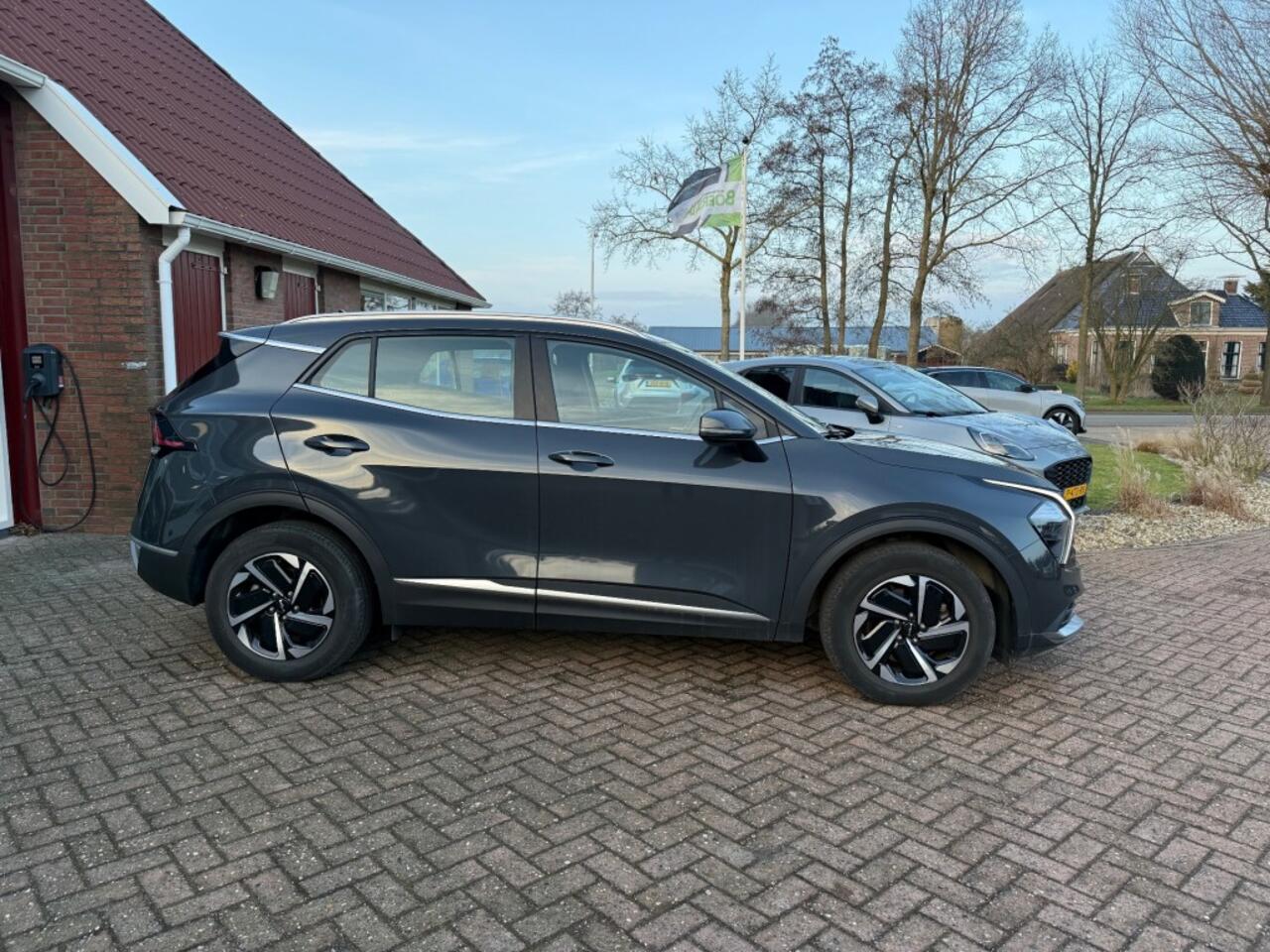 KIA SPORTAGE 1.6 T-GDI HYBID DYNAMIC LINE AUTOMAAT!