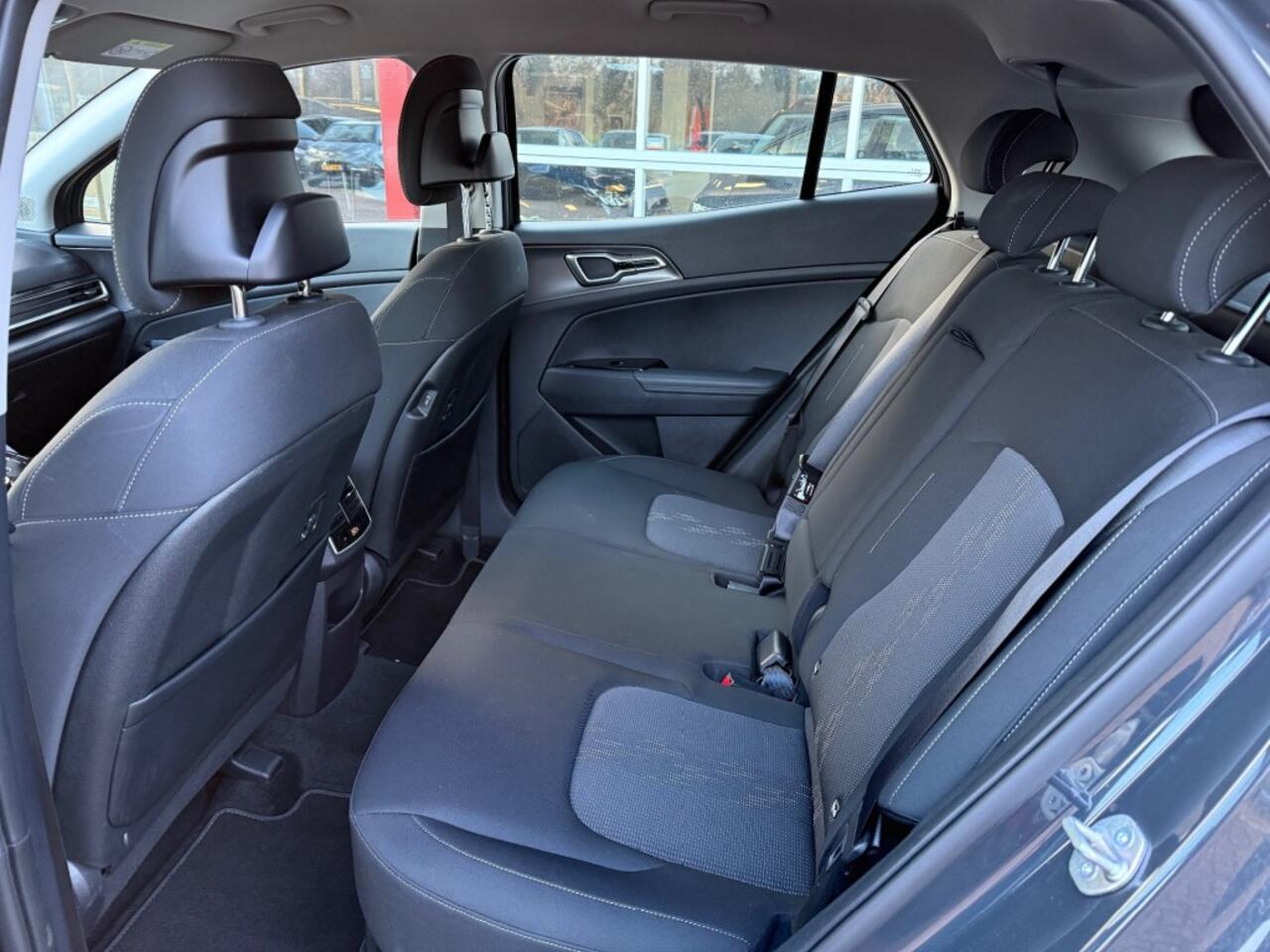 KIA SPORTAGE 1.6 T-GDI HYBID DYNAMIC LINE AUTOMAAT!