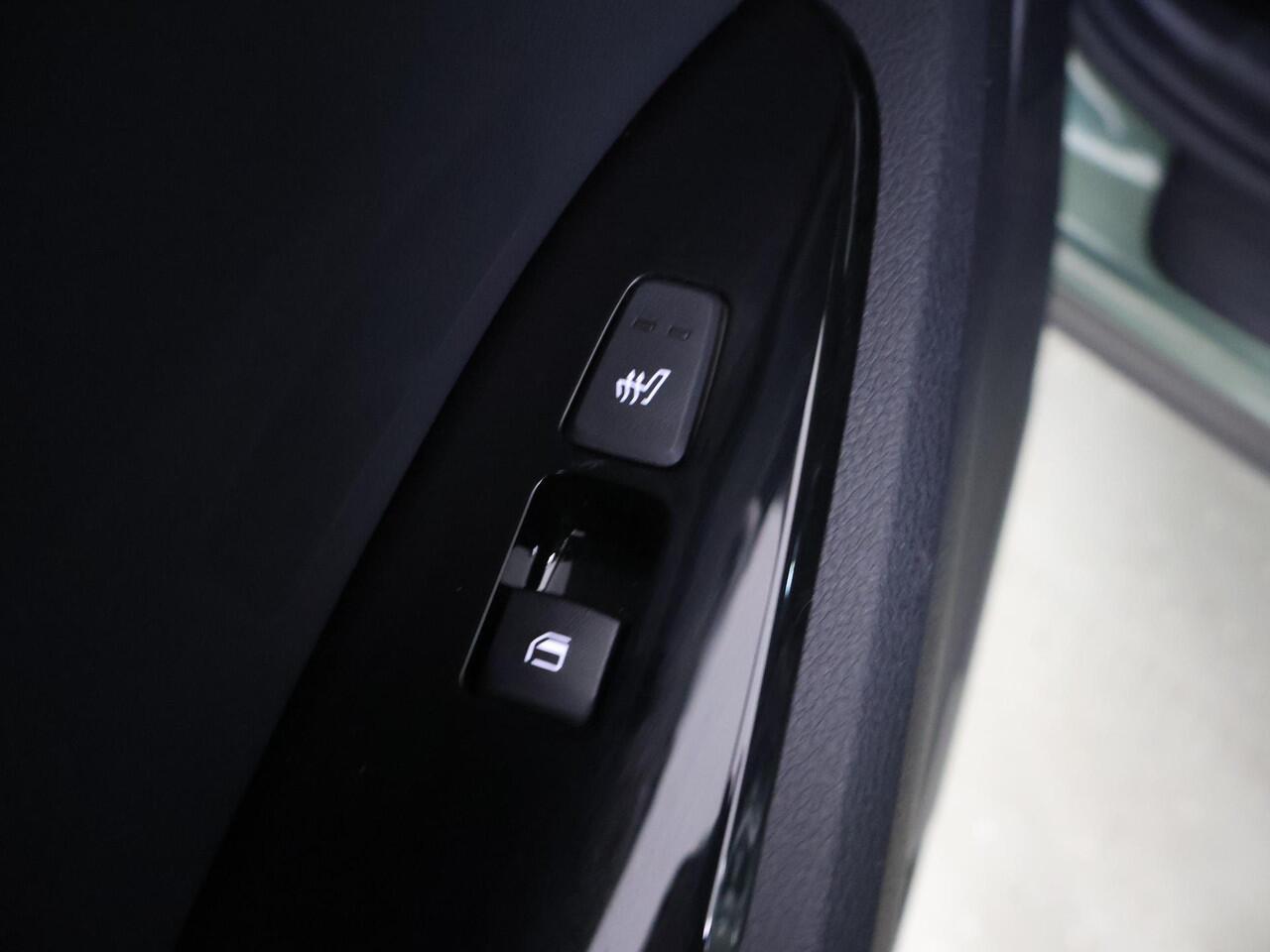 KIA SPORTAGE 1.6 T-GDi Plug-in Hybrid AWD DynamicPlusLine Edit | Matrix LED Koplampen | Stoel/Stuurverwarming | Keyless Go | Elektrisch verstelbare voorstoelen