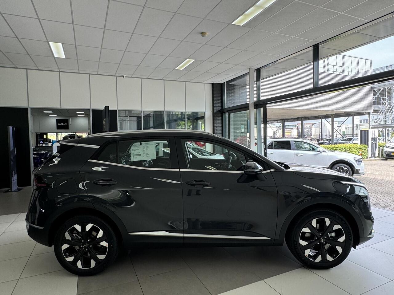 KIA SPORTAGE 1.6 T-GDi Plug-in Hybrid AWD DynamicLine ,Geregistreerde voorraad auto , Geheel nieuw, Direct leverbaar.