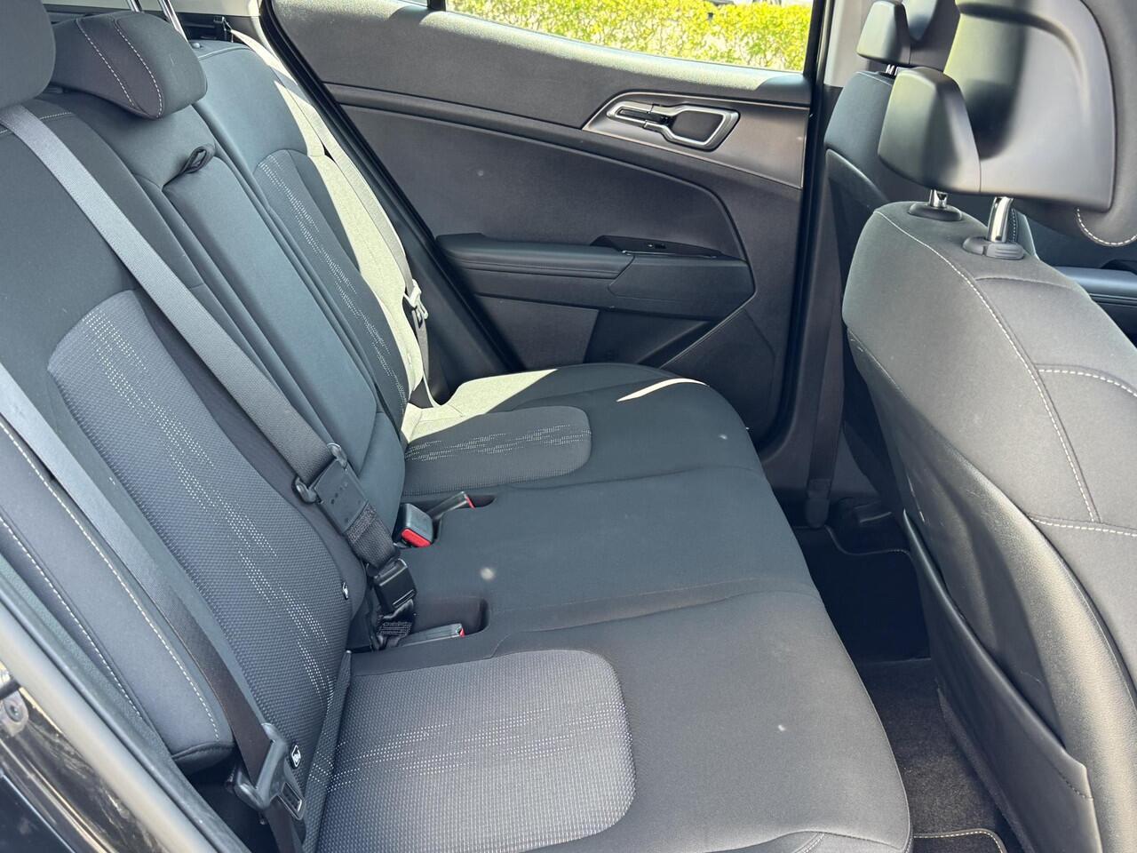 KIA SPORTAGE 1.6 T-GDi Hybrid DynamicLine