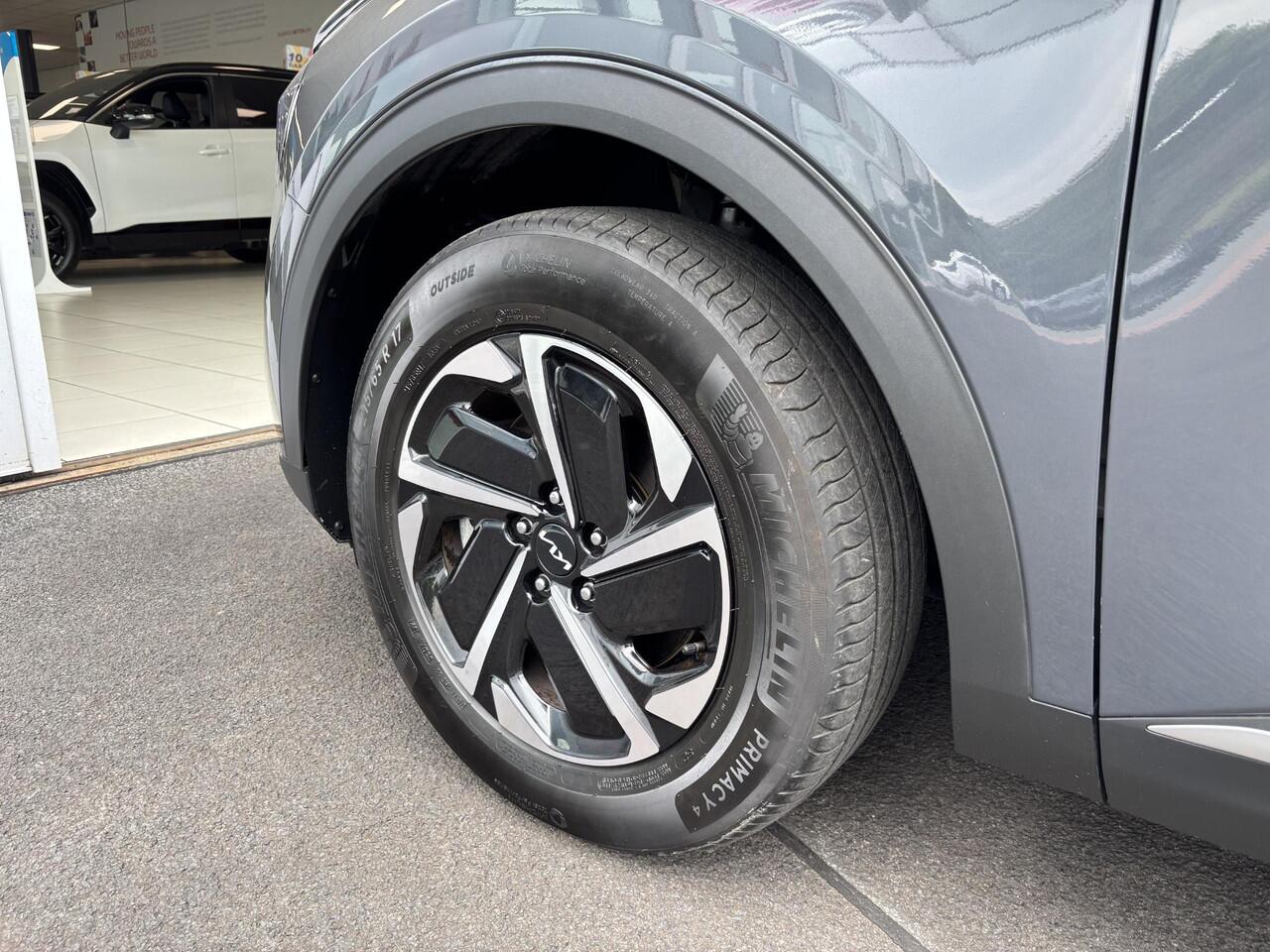 KIA SPORTAGE 1.6 T-GDi Hybrid DynamicLine Automaat |Navigatie | Cruise control | Climate control | achteruitrijcamera