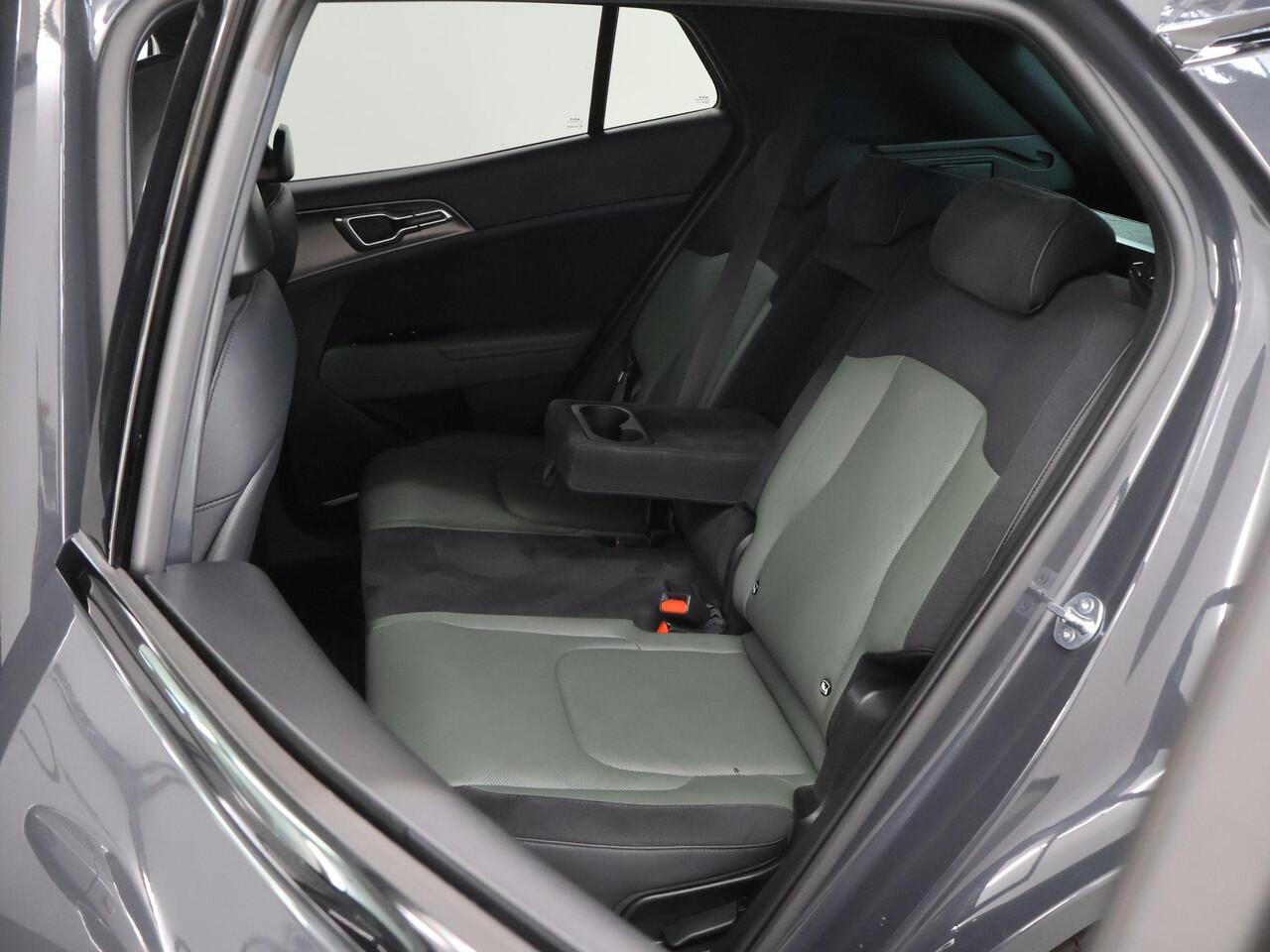 KIA SPORTAGE 1.6 T-GDi Hybrid Dark Edition | Lederen bekleding | Stoel/Stuurwielverwarming | Elektrisch verstelbare Stoelen | Keyless | Adaptieve Cruise Control