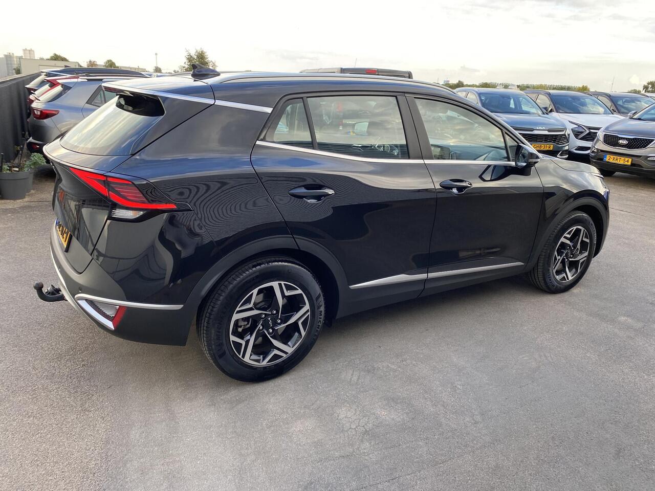 KIA SPORTAGE 1.6 T-GDi MHEV ComfortLine Trekhaak, Navigatie, 1e eign. NL-auto, BTW-auto, Parkeersensoren, Camera, Cruise control