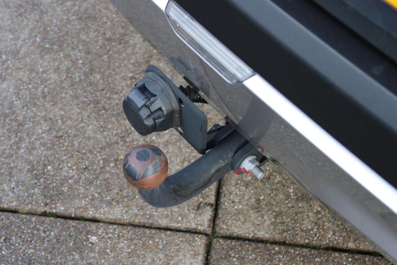 KIA SPORTAGE 1.6 T-GDi MHEV ComfortLine Navigatie / Camera / Trekhaak