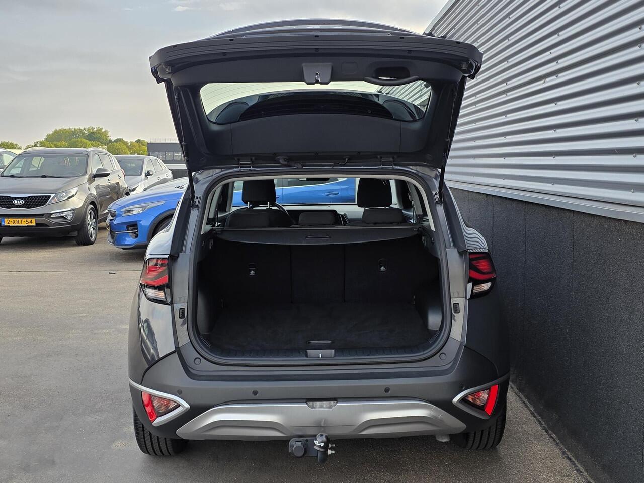 KIA SPORTAGE 1.6 T-GDi MHEV ComfortLine Trekhaak, Navigatie, 1e eign. NL-auto, BTW-auto, Parkeersensoren, Camera, Cruise control