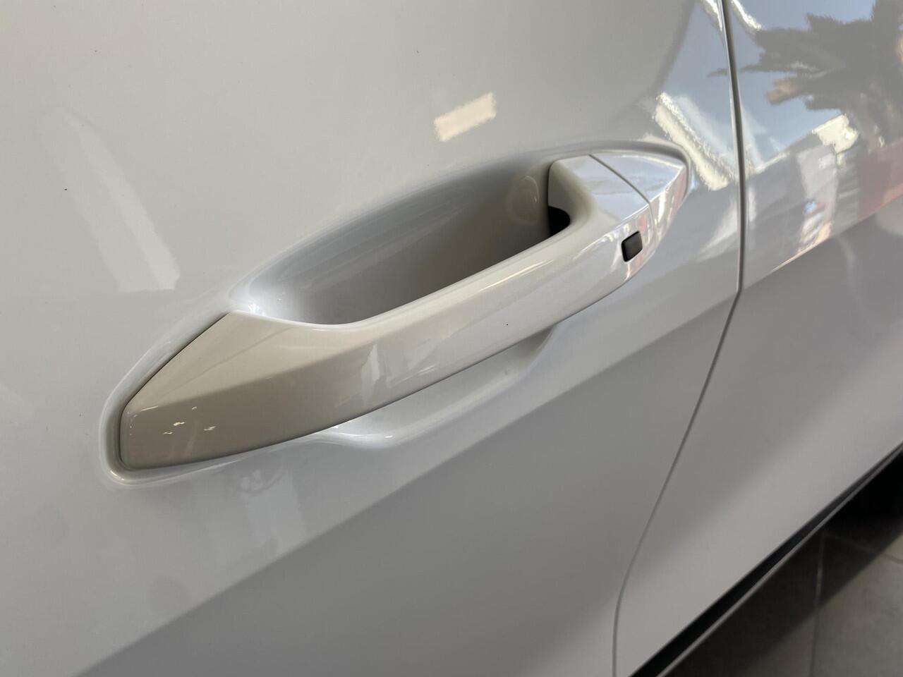 KIA SPORTAGE 1.6 T-GDi Hybrid GT-Line 1e eigenaar, BTW auto, Panoramadak, Stoel&Stuurverwarming, Elektrischverstelbare stoelen, Dodehoekdetectie|