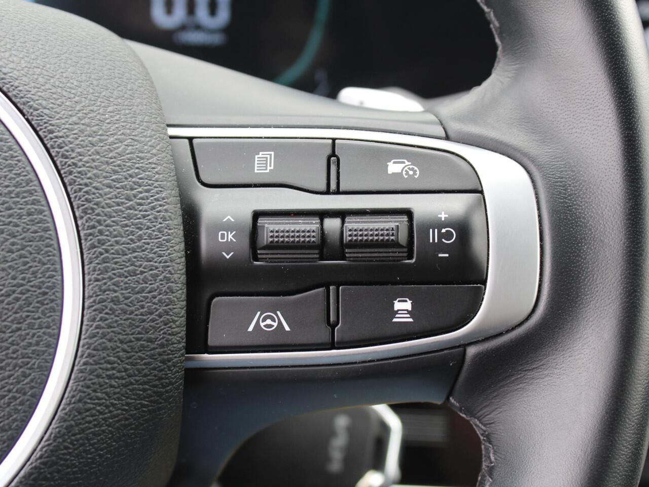 KIA SPORTAGE 1.6 T-GDi HEV Dynamic Line / Trekgewicht 1.650 kg / Navigatie + Apple Carplay/Android Auto / Cruise Control Adaptief / Achteruitrijcamera / Climate Control /